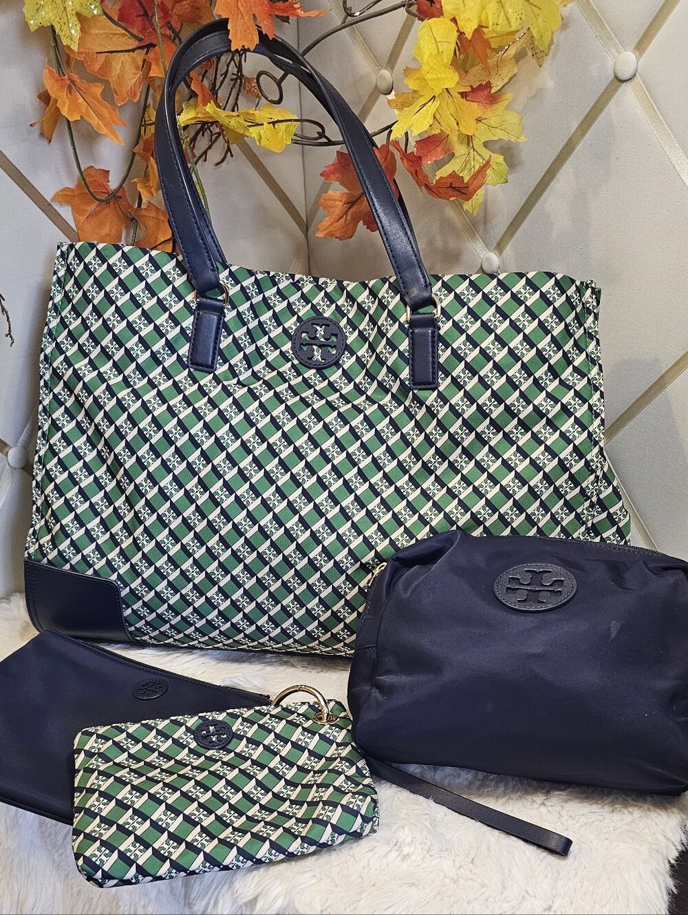 Tory Burch Green Patterned Nylon Tote with 3 Navy And Green Accessories